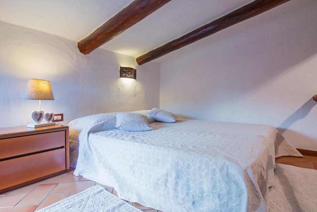 Casa Vacanze San Pantaleoヴィラ エクステリア 写真