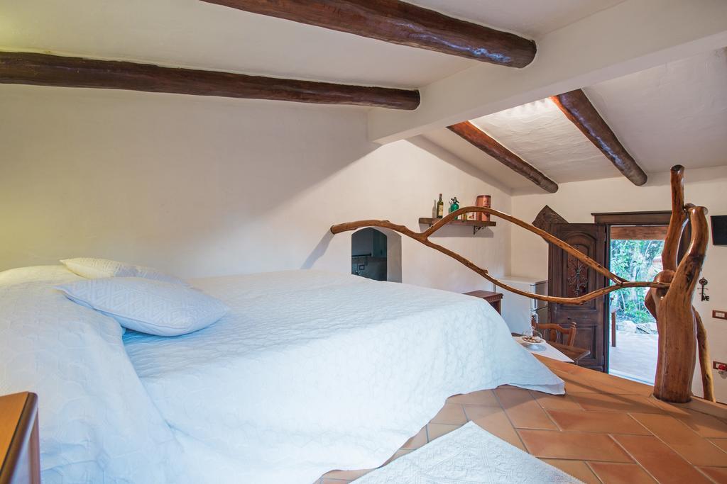 Casa Vacanze San Pantaleoヴィラ エクステリア 写真